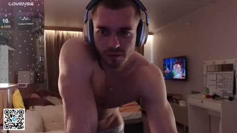 Mark online show from 11.02.25