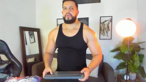 mark_x23 online show from 03.08.26