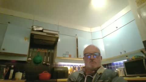 Snapshot of markandrew123 chatting on 02.19.26 markandrew123 online show from 02.19.26