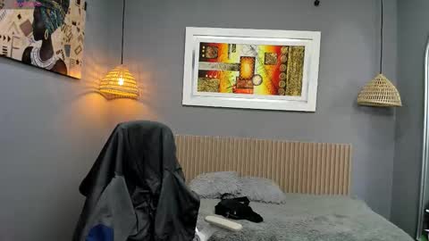 Snapshot of markbowie chatting on 10.09.25 markbowie online show from 10.09.25