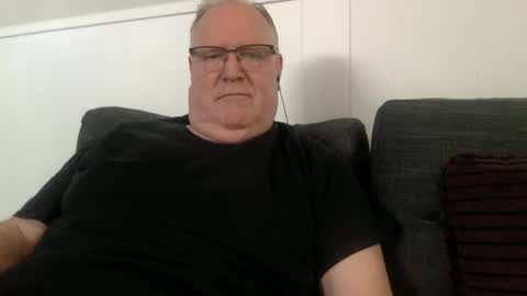 Snapshot of markkb262626 chatting on 02.20.26 Mark online show from 02.20.26