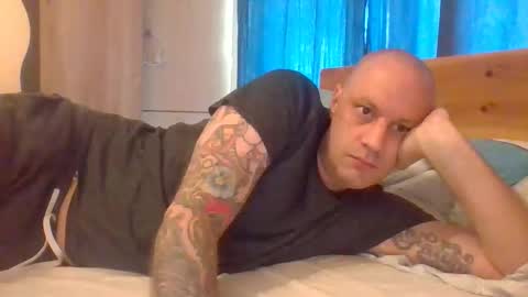 markus_7 online show from 09.18.25