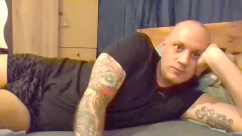 markus_7 online show from 10.15.25