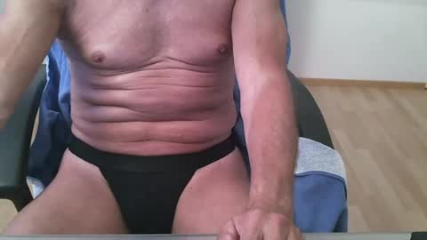 Snapshot of markusmuller chatting on 06.18.26 Markus online show from 06.18.26