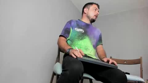 Snapshot of markwaynescr chatting on 10.06.25 MARK online show from 10.06.25