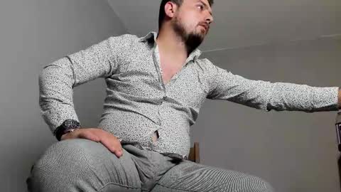 Snapshot of markwaynescr chatting on 10.08.25 MARK online show from 10.08.25