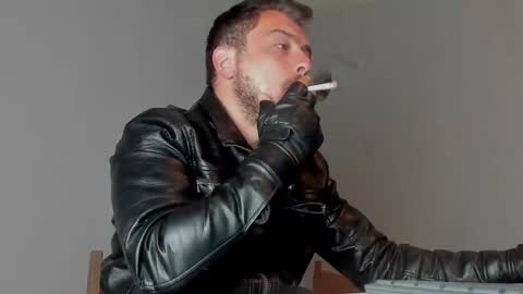 Snapshot of markwaynescr chatting on 10.21.25 MARK online show from 10.21.25