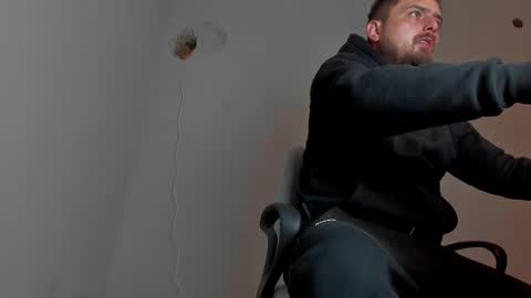 Snapshot of markwaynescr chatting on 11.09.25 MARK online show from 11.09.25