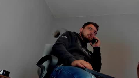 Snapshot of markwaynescr chatting on 11.17.25 MARK online show from 11.17.25