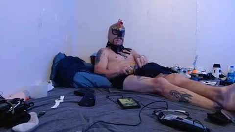 markymark101825061 online show from 12.15.24