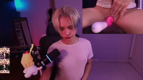 Snapshot of marlena3312 chatting on 10.25.25 Marlena online show from 10.25.25