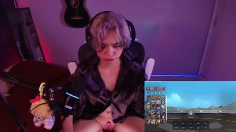 Snapshot of marlena3312 chatting on 11.05.25 Marlena online show from 11.05.25