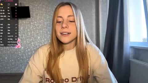 Olivia online show from 10.06.25