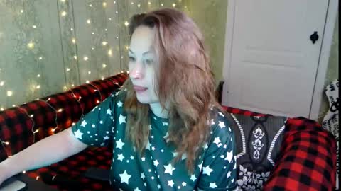 Snapshot of marlenelue chatting on 09.20.25 MarleneLue online show from 09.20.25