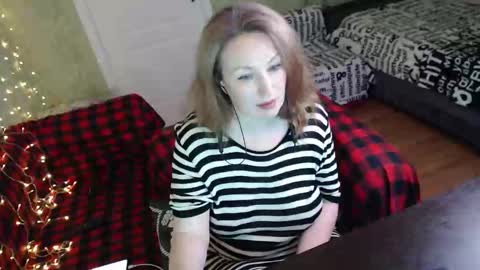 MarleneXDietrich online show from 09.25.25