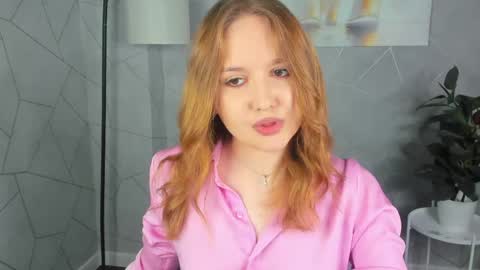 Snapshot of marlyn_owen chatting on 05.31.26 Emmaa online show from 05.31.26