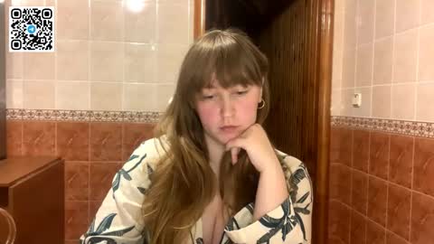 Snapshot of maroonmoon_ chatting on 10.24.25 Miriam online show from 10.24.25