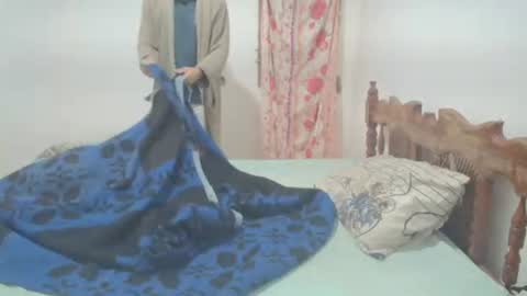 MAX online show from 08.04.26