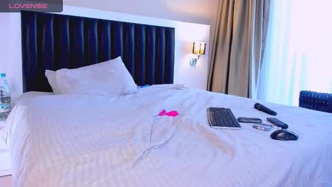 Mari online show from 12.05.25