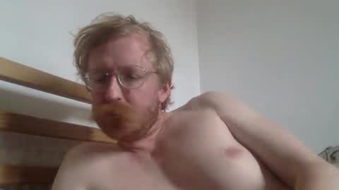 Snapshot of marriedmannextdoor chatting on 05.21.26 marriedmannextdoor online show from 05.21.26