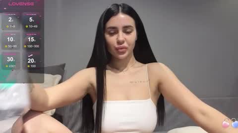 Snapshot of marry__foxy chatting on 10.08.25 marry__foxy online show from 10.08.25