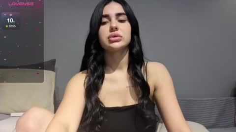 Snapshot of marry__foxy chatting on 10.29.25 marry__foxy online show from 10.29.25