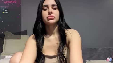 Snapshot of marry__foxy chatting on 11.01.25 marry__foxy online show from 11.01.25