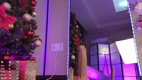 Mary online show from 12.31.24