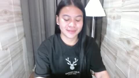 Wenwen online show from 12.26.24