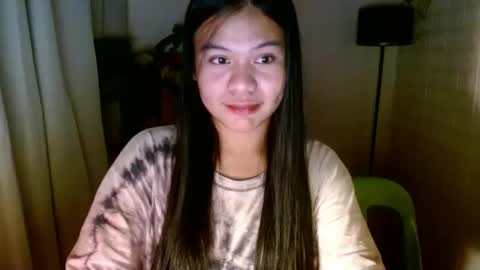 Wenwen online show from 01.04.25