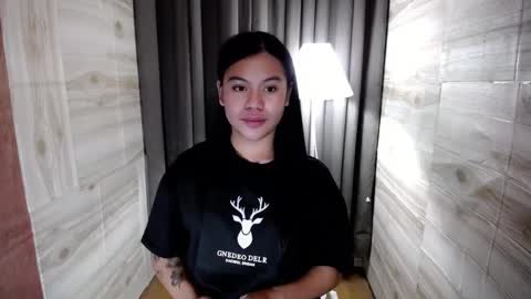 Wenwen online show from 01.14.25