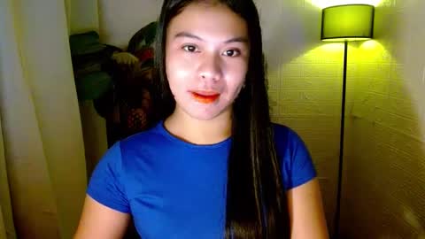 Wenwen online show from 01.24.25