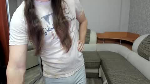 Snapshot of marryplz chatting on 11.12.25 Alan online show from 11.12.25