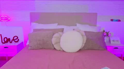 Snapshot of mars_elina chatting on 01.18.26 Marselina online show from 01.18.26