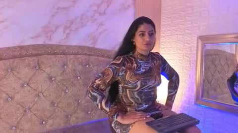 Snapshot of marscarlett chatting on 11.16.25 marscarlett online show from 11.16.25