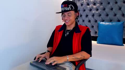 MARSHALL online show from 12.17.25