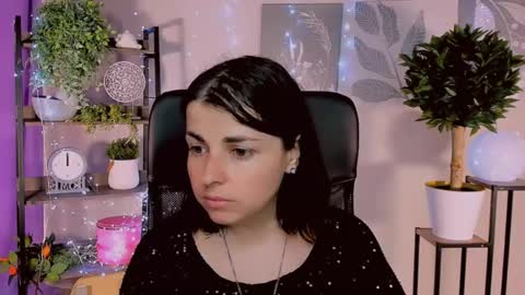 Snapshot of martaedams chatting on 05.20.26 martaedams online show from 05.20.26
