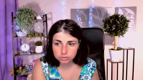 Snapshot of martaedams chatting on 05.25.26 martaedams online show from 05.25.26