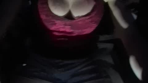 Snapshot of martamoontrans chatting on 10.05.25 martamoontrans online show from 10.05.25