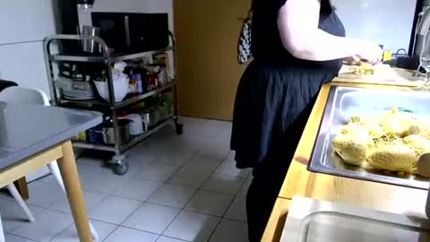 Martha online show from 11.27.25