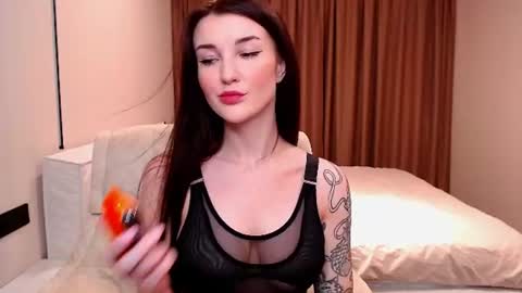 Snapshot of marti_lovely chatting on 06.09.26 Marti online show from 06.09.26