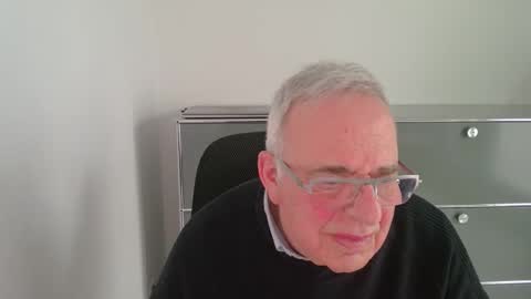 Snapshot of martin_1947 chatting on 04.03.26 martin_1947 online show from 04.03.26