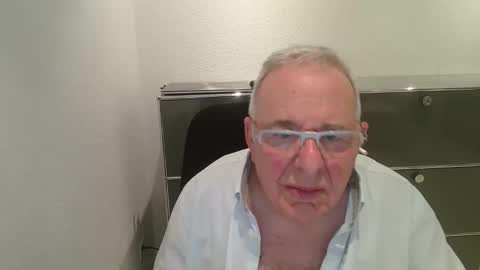 Snapshot of martin_1947 chatting on 05.23.26 martin_1947 online show from 05.23.26