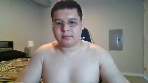 Snapshot of martin_militaryboy chatting on 05.04.26 martin_militaryboy online show from 05.04.26