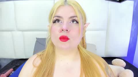 Snapshot of martina_armos chatting on 02.23.26 Martina online show from 02.23.26