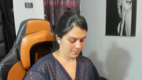   MARTINA   online show from 01.12.25