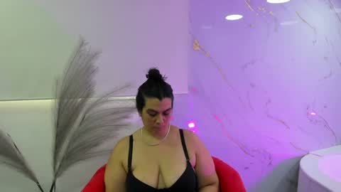   MARTINA   online show from 02.02.25