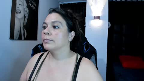   MARTINA   online show from 02.05.25
