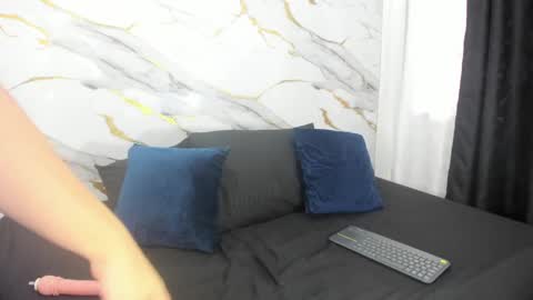 Martina  online show from 02.06.25