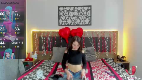 Snapshot of martina_lujann chatting on 02.17.25 M A R T I N A online show from 02.17.25